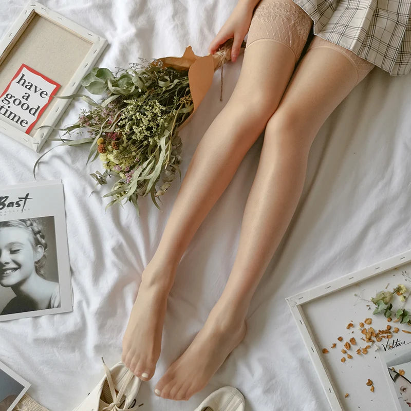 Oil Shine Sexy Stockings Women Lace Top Thigh High Stockings Ladies Silicone Stay Up Over Knee Long Medias